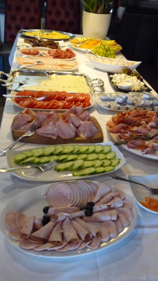 Hotel Rodizio Ug Wolfsburg Zewnętrze zdjęcie