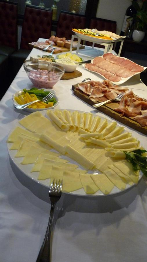 Hotel Rodizio Ug Wolfsburg Zewnętrze zdjęcie